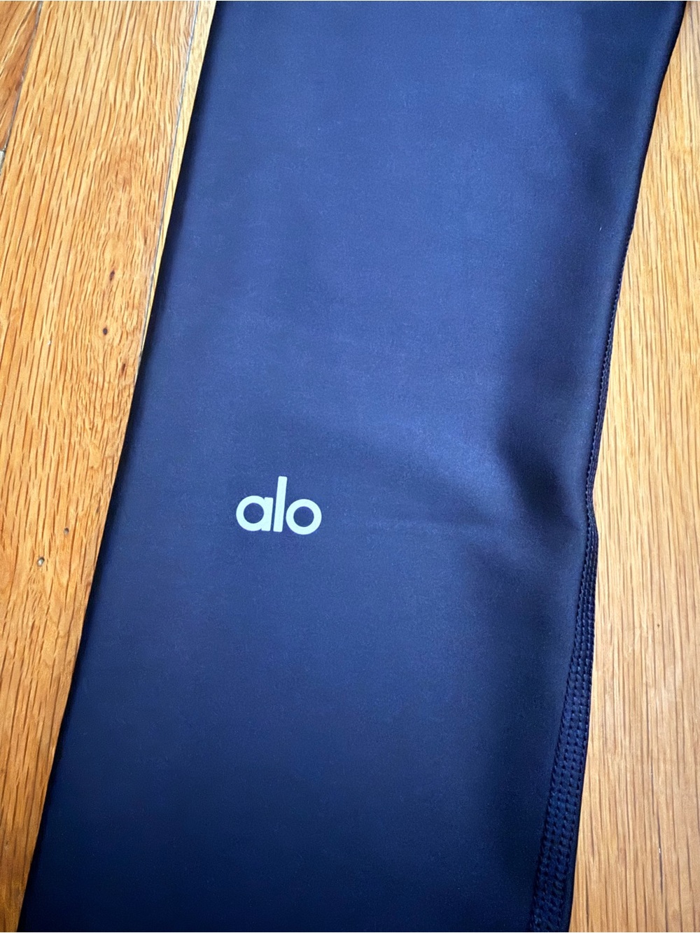 Alo Airlift 7/8 Leggings - Picture 7 of 9